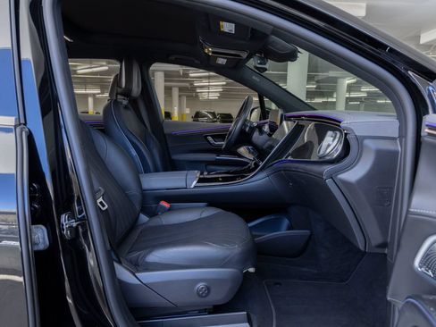 Used 2023 Mercedes-Benz EQS 450+ SUV image 28
