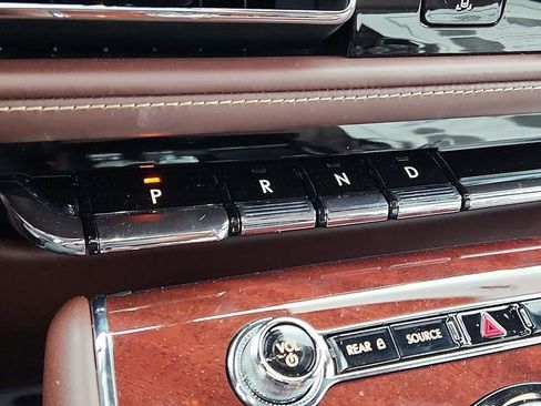 New 2024 Lincoln Aviator Black Label w/ Jet Package image 7