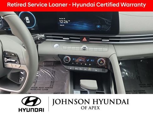 Used 2025 Hyundai Elantra SEL w/ Cargo Package image 28