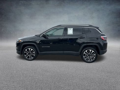 Certified 2022 Jeep Compass Limited image 7