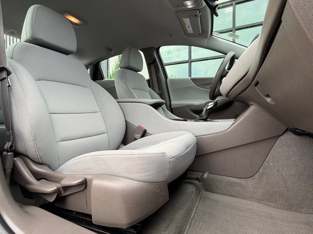 Used 2023 Chevrolet Malibu LS FWD image 20
