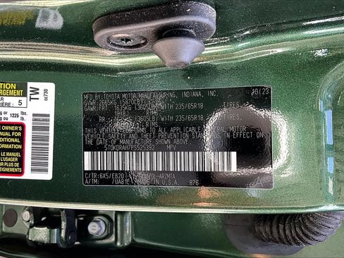 Used 2023 Toyota Highlander XLE FWD image 16