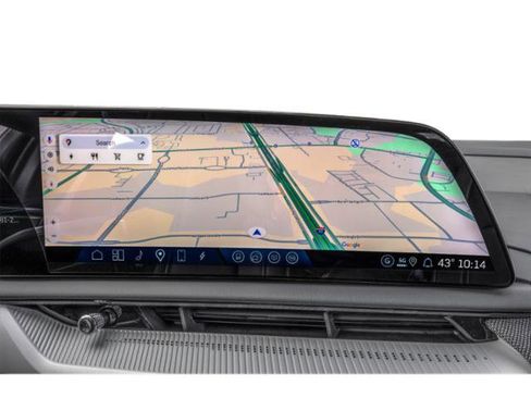 Used 2025 Cadillac Optiq Luxury 2 w/ LPO, Floor Liner Package image 18