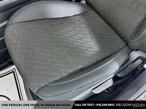 Used 2023 Nissan Kicks SV FWD image 18