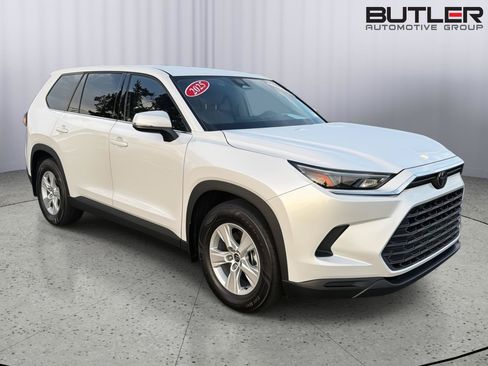Certified 2025 Toyota Grand Highlander AWD Hybrid image 8