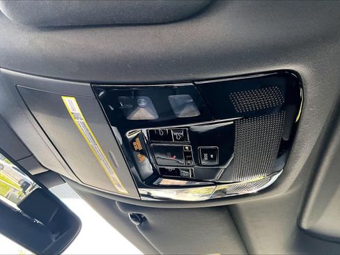 Used 2026 Lexus RX 350 Premium w/ Accessory Package (Z1) FWD image 31