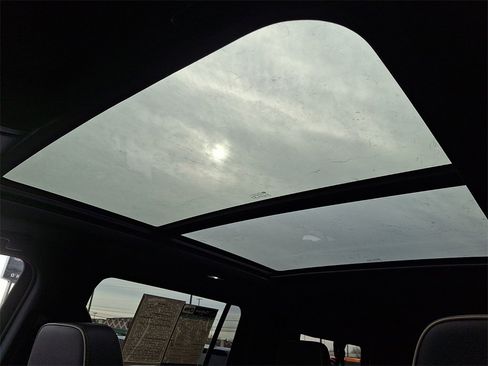 Certified 2023 GMC Yukon XL SLT image 14