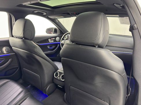 Used 2019 Mercedes-Benz E 300 image 38