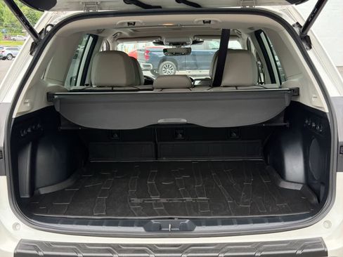 Certified 2022 Subaru Forester Limited AWD/4WD image 36