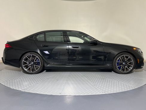 New 2026 BMW M5 w/ Carbon Package image 8