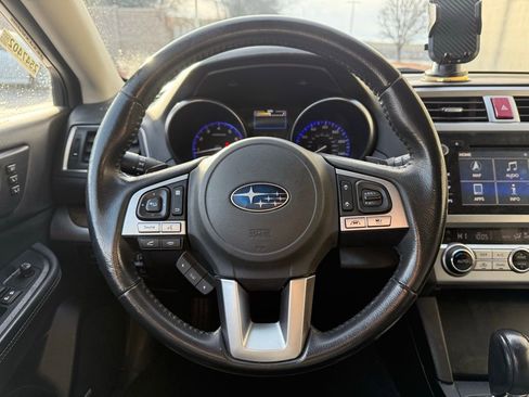 Used 2017 Subaru Outback 2.5i Limited image 8