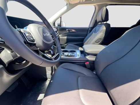 New 2026 Kia Carnival SX w/ SX Dark Edition Package FWD image 22