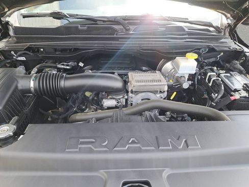 Used 2023 RAM 1500 Laramie AWD/4WD image 26