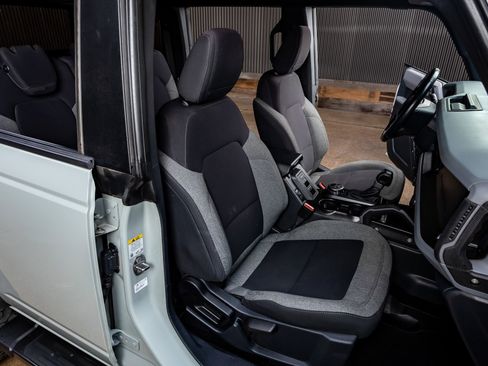 Used 2021 Ford Bronco Big Bend AWD/4WD image 30