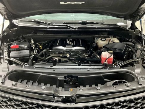 Used 2025 Cadillac Escalade V AWD/4WD image 36