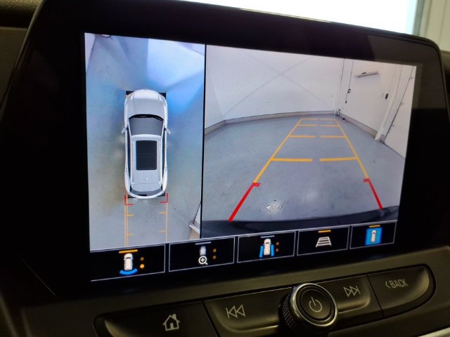 Used 2021 Chevrolet Blazer LT w/ Sound & Technology Package FWD image 20