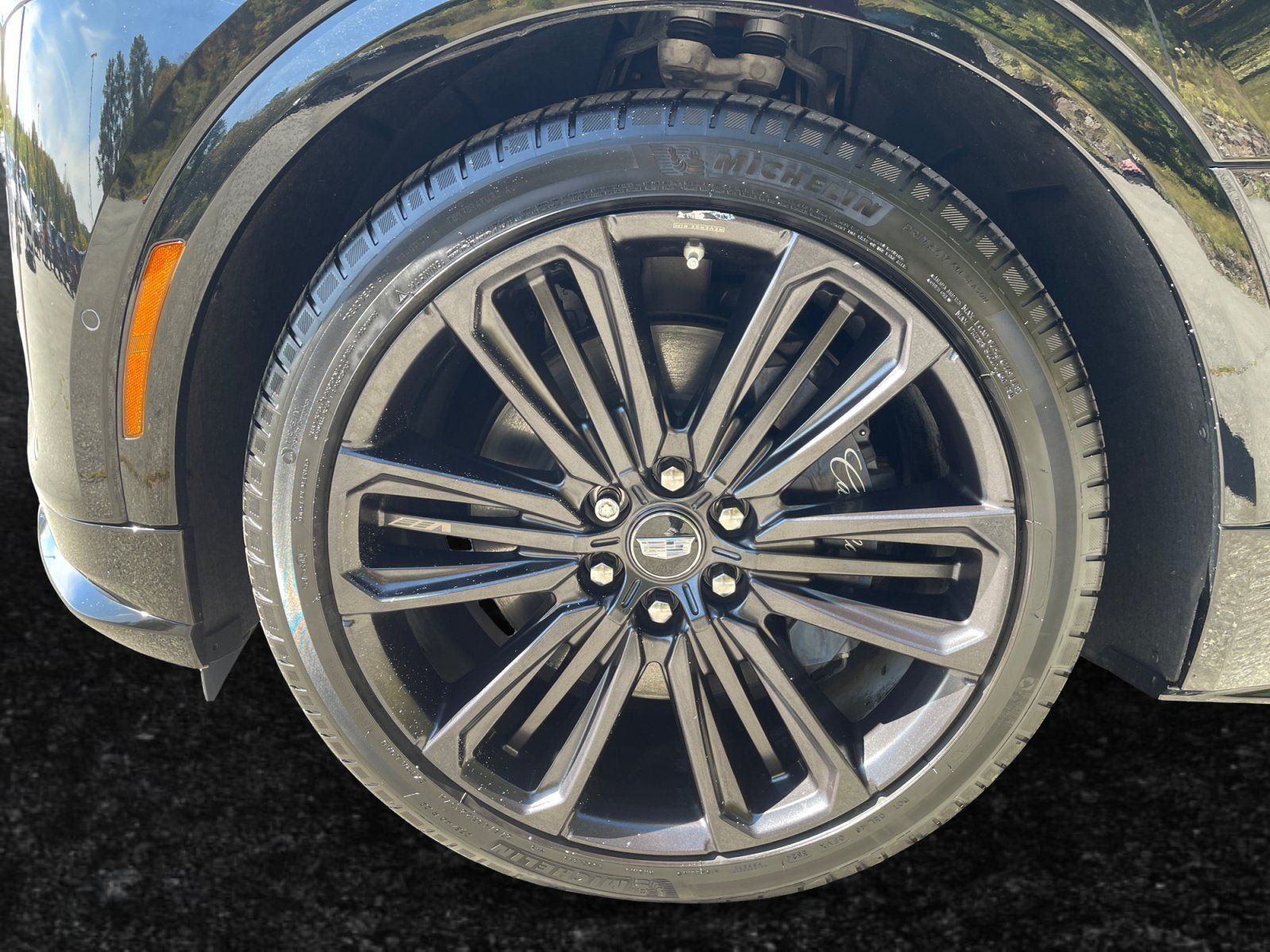 Certified 2026 Cadillac Lyriq V AWD/4WD image 15