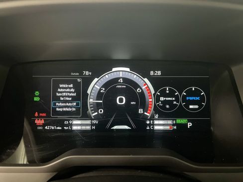 Used 2024 Toyota Tundra Limited AWD/4WD image 12