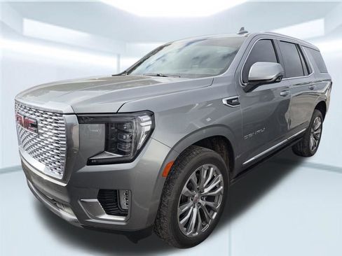 Used 2024 GMC Yukon Denali image 2