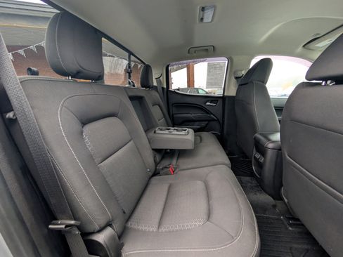 Used 2018 GMC Canyon SLE w/ SLE Convenience Package image 39