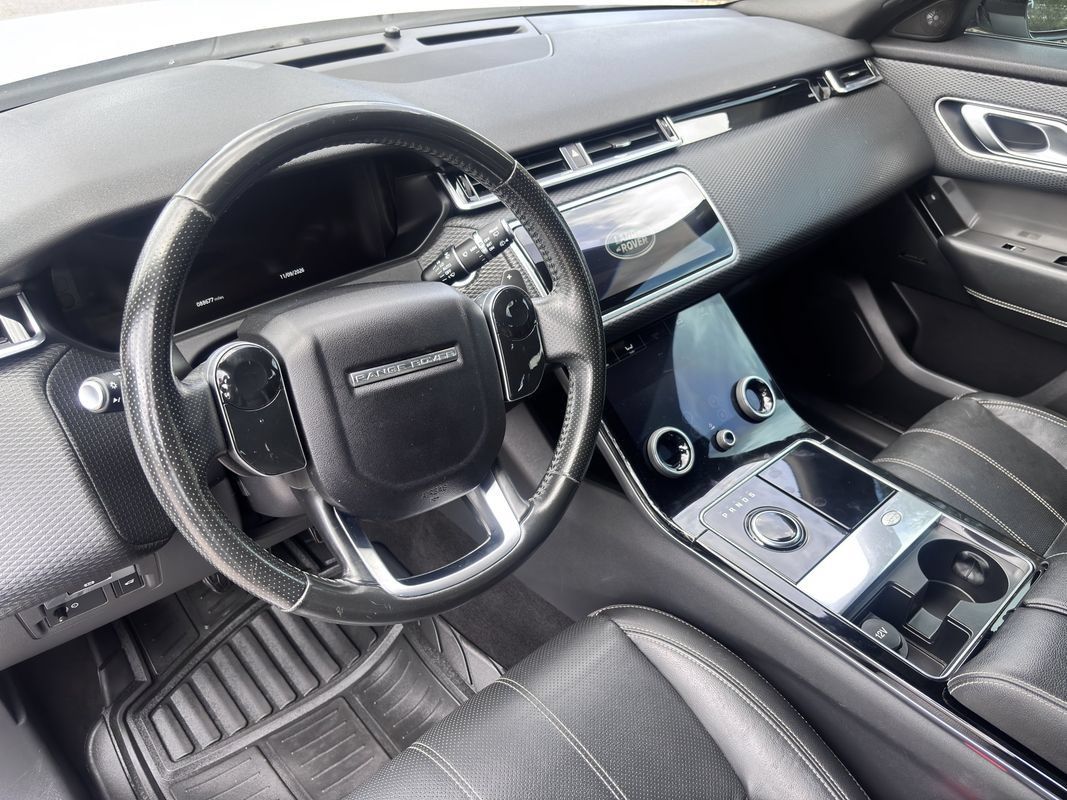 Used 2018 Land Rover Range Rover Velar S AWD/4WD image 25