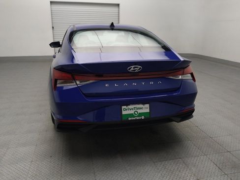 Used 2021 Hyundai Elantra SEL FWD image 6