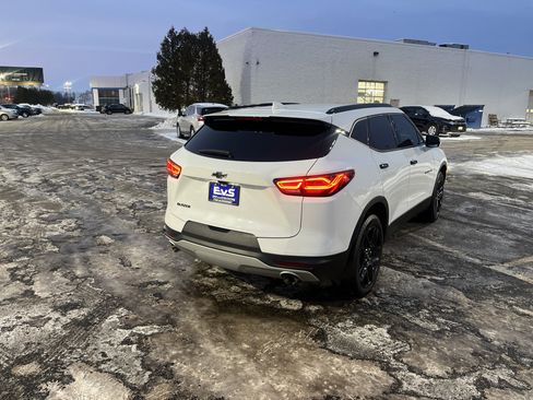 Used 2024 Chevrolet Blazer LT w/ Sound & Technology Package image 6