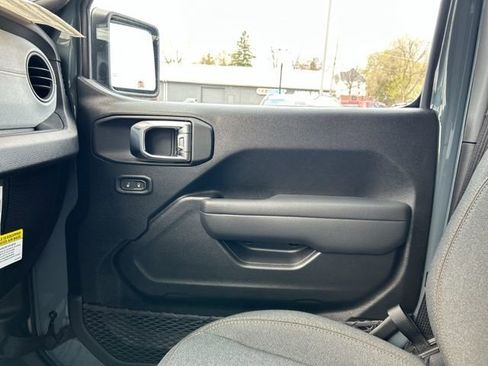New 2026 Jeep Wrangler Unlimited Sport AWD/4WD image 39
