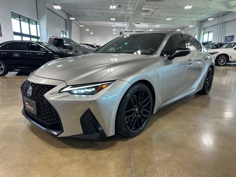 Used 2022 Lexus IS 350 F Sport w/ Dynamic Handling Package RWD image 3