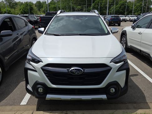 Certified 2025 Subaru Outback Touring image 3