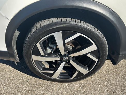 Used 2021 Nissan Rogue Sport SL AWD/4WD image 10