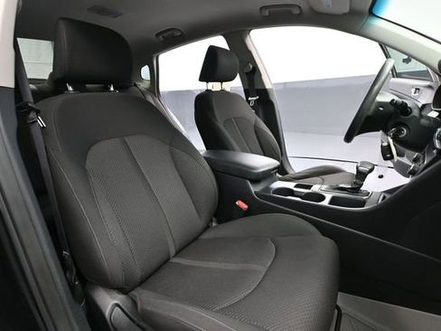 Used 2017 Kia Optima LX FWD image 39