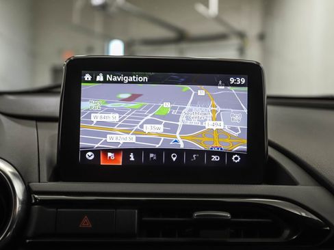 Used 2018 MAZDA MX-5 Miata Grand Touring image 16