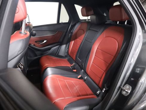 Used 2020 Mercedes-Benz GLC 300 4MATIC image 40