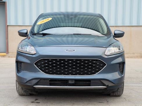 Used 2020 Ford Escape SE image 3