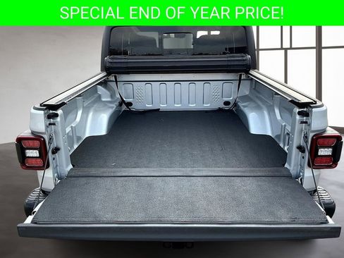 Used 2023 Jeep Gladiator Rubicon w/ LED Lighting Group image 7