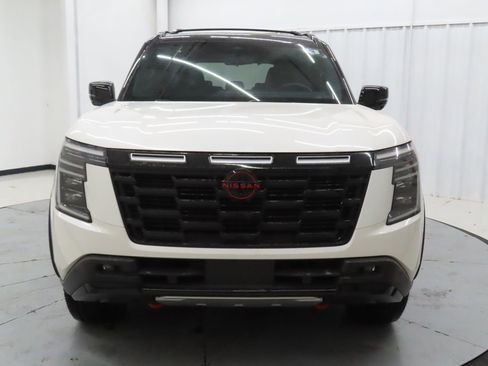 Used 2025 Nissan Armada PRO-4X image 8