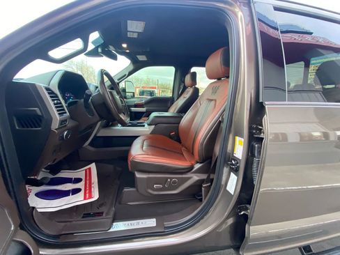 Used 2019 Ford F350 King Ranch w/ King Ranch Ultimate Package image 9