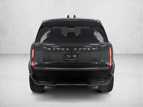 New 2026 Land Rover Range Rover SE image 7
