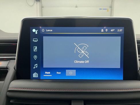 Used 2022 Chevrolet Suburban RST w/ Sport Performance Package image 2