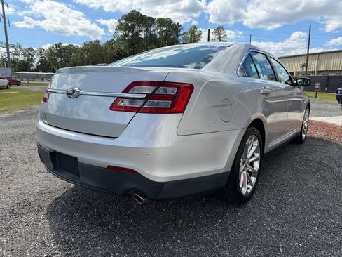 Used 2013 Ford Taurus Limited image 5