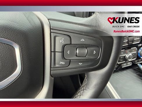 Used 2024 GMC Yukon Denali w/ Advanced Technology Package AWD/4WD image 13