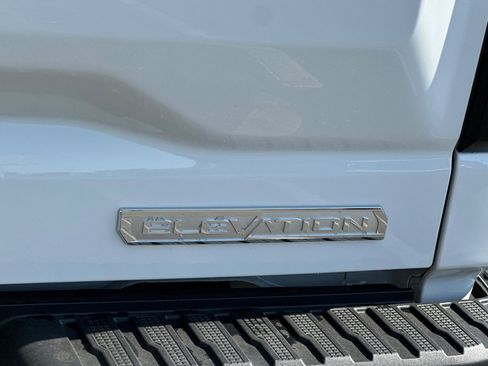 New 2026 GMC Sierra 1500 Elevation w/ Elevation Premium Package image 7