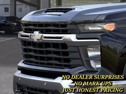 New 2026 Chevrolet Silverado 3500 LT w/ Texas Edition AWD/4WD image 13