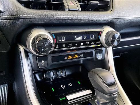 Used 2024 Toyota RAV4 XLE w/ Convenience Package image 23