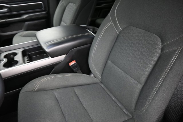 Used 2025 RAM 1500 Big Horn AWD/4WD image 17