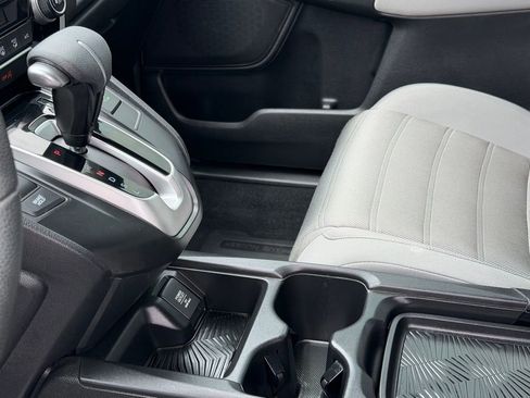 Used 2018 Honda CR-V LX image 12