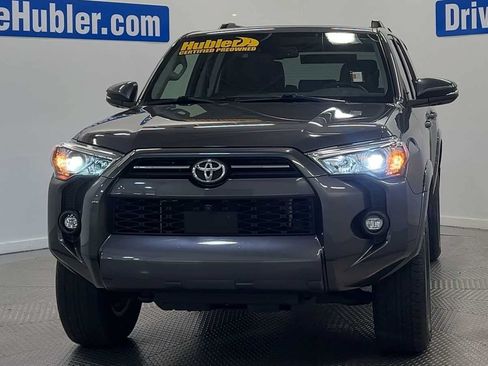 Used 2022 Toyota 4Runner SR5 Premium w/ Moonroof Package AWD/4WD image 3