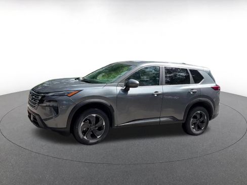 Used 2025 Nissan Rogue SV AWD/4WD image 8
