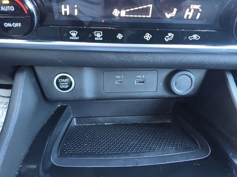 Certified 2023 Nissan Rogue SV image 25